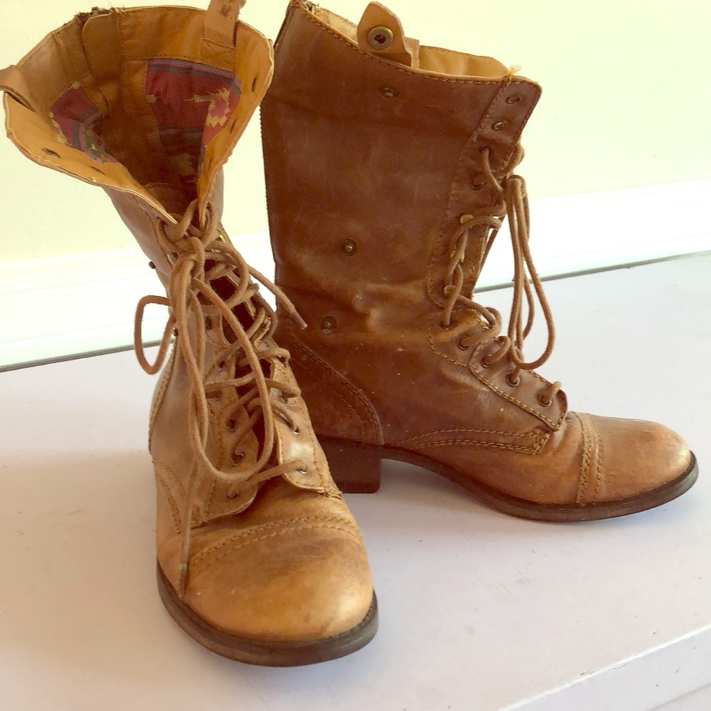 Steve Madden Boots